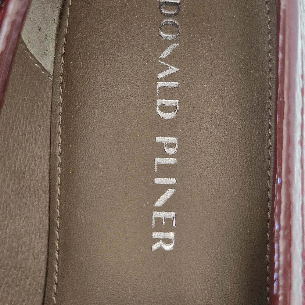 Donald J. Pliner Glossy Patent Leather Maroon Loafers with Tassels